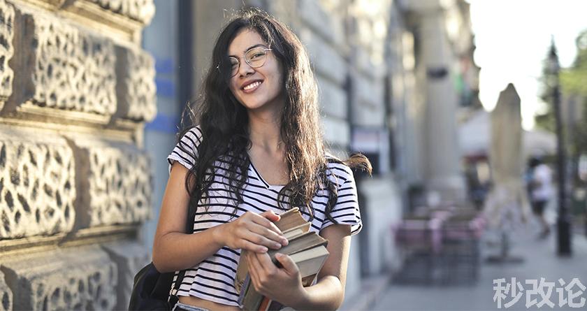 秒改论降AIGC,秒改论ai降重软件,秒改论智能降重